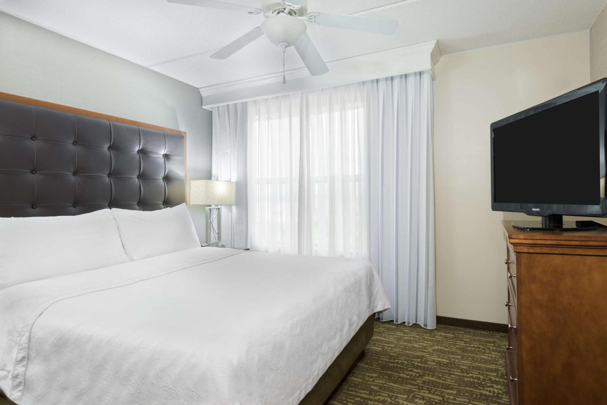 Homewood Suites By Hilton Holyoke-Springfield/North Exterior photo